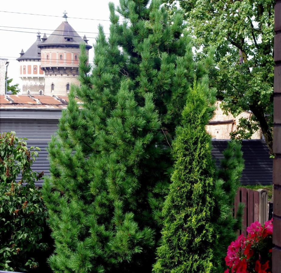 Villand Hotel With Free Private Parking And Self Check In Riga Eksteriør billede